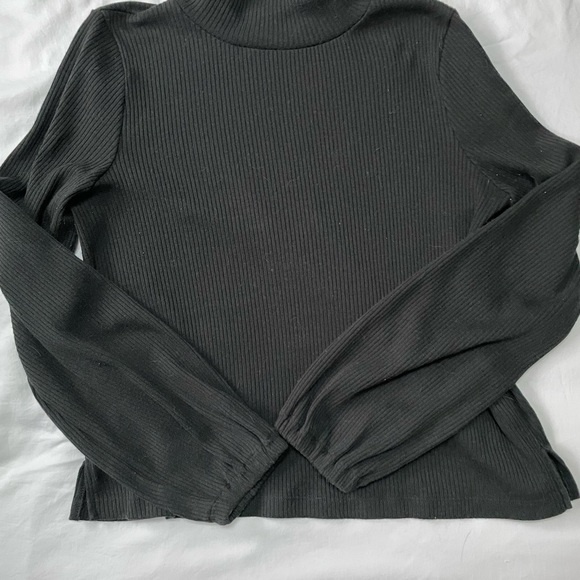 Madewell // Turtleneck Sweater // Medium // Black // Ribbed - Picture 4 of 4